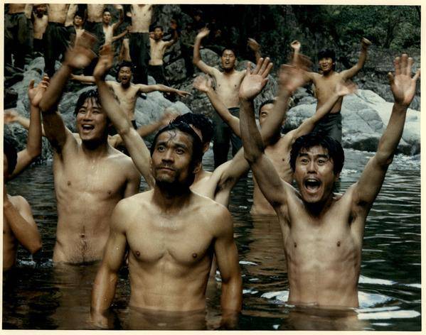 안성기는 빨치산을 다룬 '남부군'(1990)을 통해 연기 이력의 전환점을 모색했다.