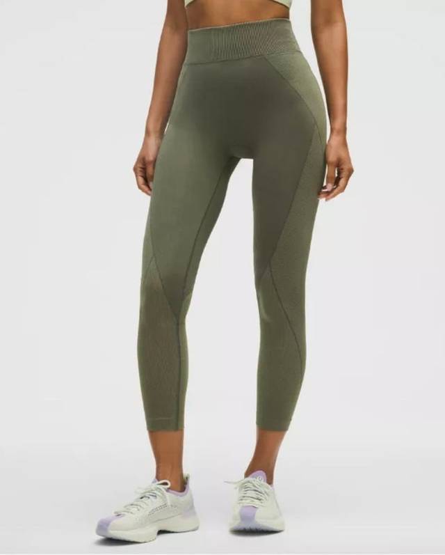 비침 논란에 휩싸인 룰루레몬 겟 로우 레깅스. 룰루레몬 EU 홈페이지 캡처