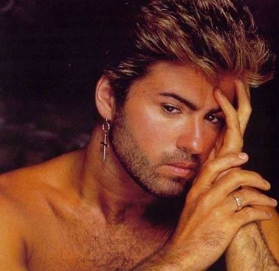 조지 마이클은 음악가로 살고 싶었고, 시인으로 죽고 싶었을지도 모른다. 그러나 살아 있는 동안의 그는 언제나 팝스타의 그림자와 함께해야 했다. 실패해서가 아니라, 너무 크게 성공했기 때문이다. [인스타그램 캡처]