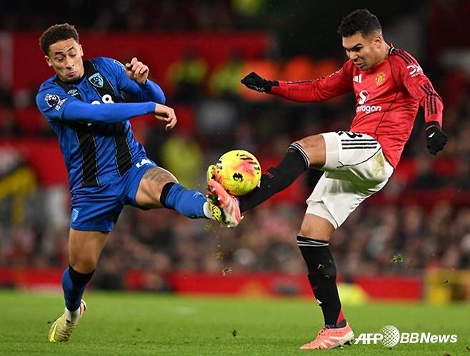 카세미루(오른쪽)의 겨익 모습. /AFPBBNews=뉴스1