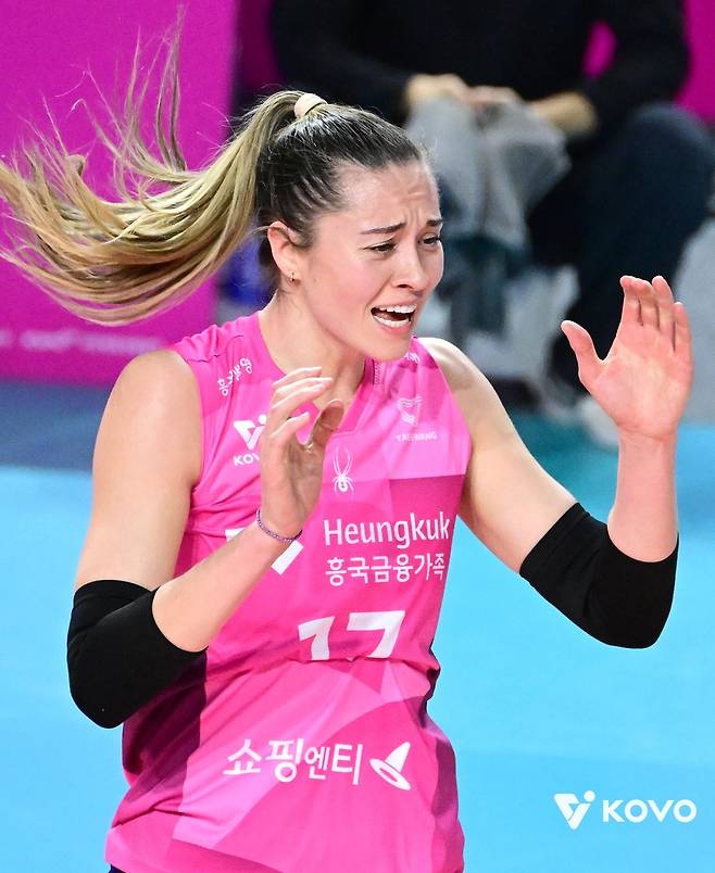 흥국생명의 외국인 공격수 레베카  [한국배구연맹 제공. 재판매 및 DB 금지]