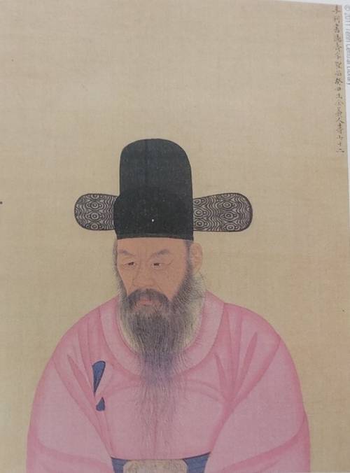 남양주 실학박물관 ‘중국에서 그려 온 초상使行肖像: 순간의 기록에서 영원한 기억으로’전에서 만날 수 있는 ‘이덕수 초상 장첩본’. /경기문화재단 제공.