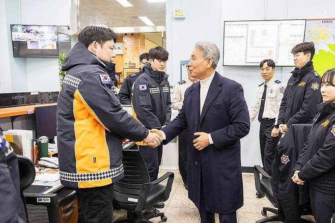 윤환 인천시 계양구청장은 15일부터 이틀간 지역 주요 관계기관을 차례로 방문해 현장 의견을 듣고 협력 방안을 논의했다.