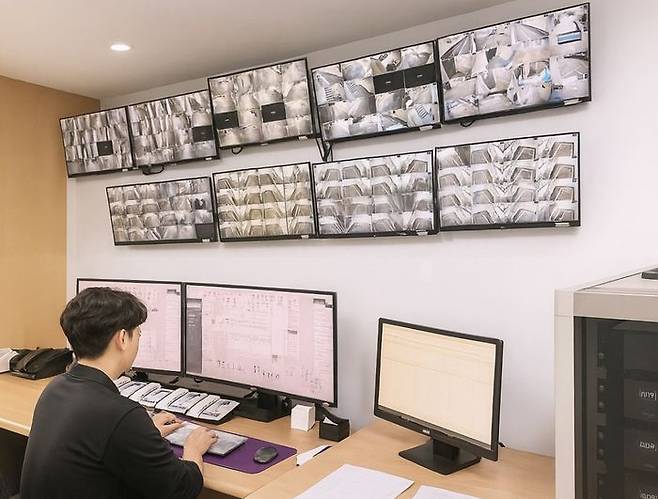 지냄 프론트엑스 관제 시스템.ⓒ지냄