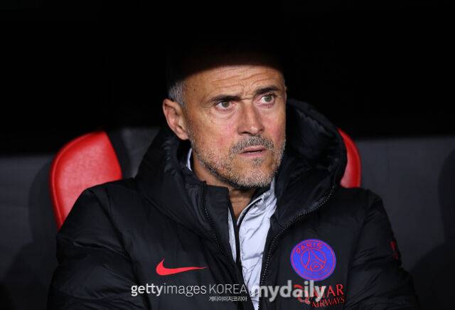 '레알-맨유 이적설 차단한다'…이강인 붙잡은 루이스 엔리케, PSG 재계약 추진