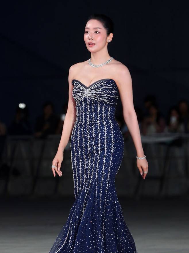 레드카펫에 선 차주영. 뉴시스