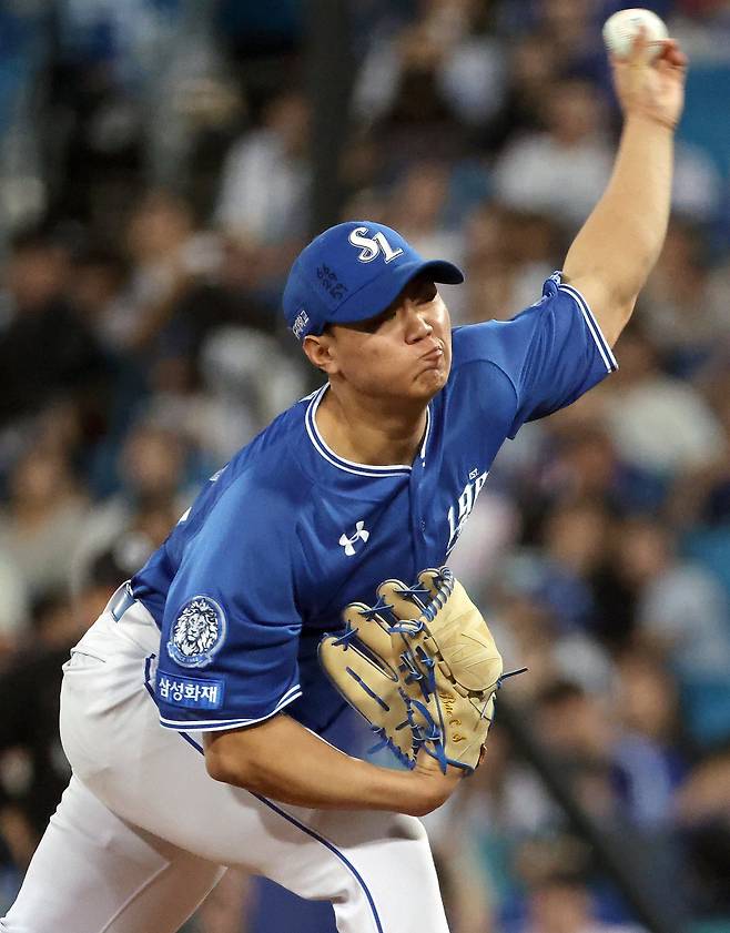 삼성이&nbsp;25일 연봉 재계약 대상자 68명과 연봉 계약을 마쳤다. 팀 내 최고&nbsp;인상률(200%)을 기록한&nbsp;배찬승은&nbsp;2026시즌 9000만 원의 연봉을 받는다. 뉴시스