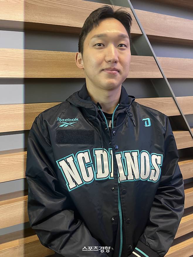 NC 구창모가 24일 인천공항에서 인터뷰하고 있다. 인천공항 | 김하진 기자