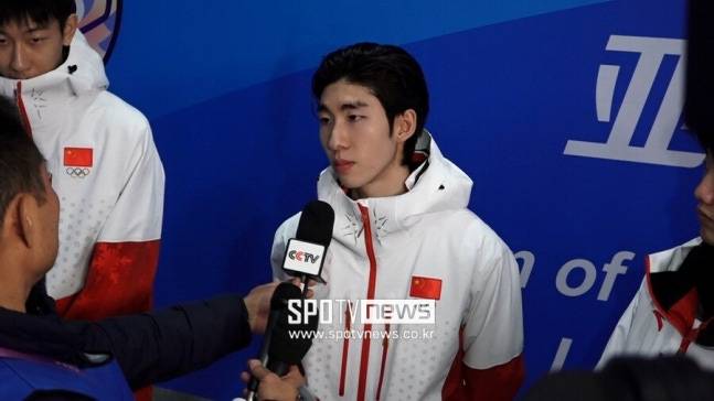 ▲ 린샤오쥔은 2019년 대표팀 훈련 도중 황대헌과 불미스러운 성추행 사건에 휘말려 대한빙상경기연맹으로부터 1년 자격정지 징계를 받았다. 한국에서 선수 생활을 이어갈 수 없던 린샤오쥔은 중국으로 귀화했다. 린샤오쥔은 법정 싸움 끝에 무죄를 선고받았다.