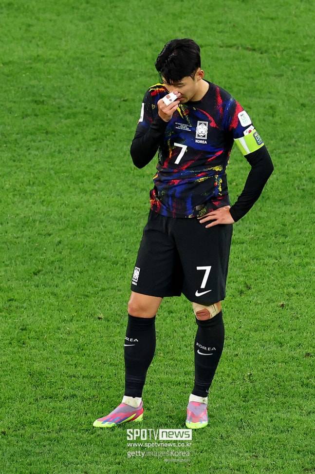 ▲ 한국은 올해도 아시안컵 정상 탈환의 목표를 달성하지 못했다. 클린스만호는 4강 진출의 결과물을 냈지만 대회 내내 기대 이하의 경기력을 보여줘 우승 실패보다 더 뼈아픈 아쉬움을 남겼다. 손흥민 역시 2011년부터 도전한 아시안컵 우승에 줄곧 실패했다.