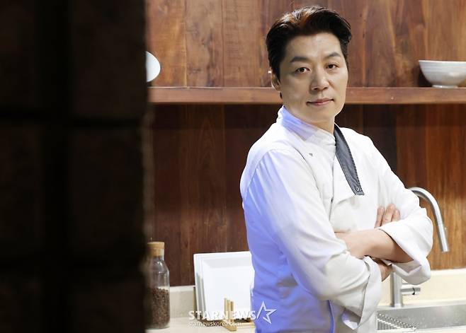 '흑백요리사2' 송훈 셰프 인터뷰 /사진=김휘선 기자 hwijpg@