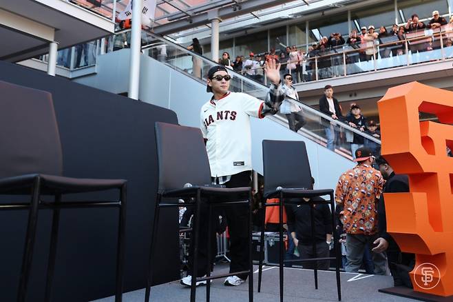 팬 행사에 나선 이정후의 모습. /사진=샌프란시스코 자이언츠 공식 SNS