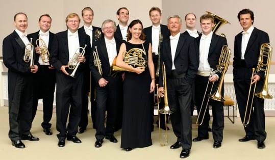 '더 필하모닉' 단체 사진. 수성아트피아 제공