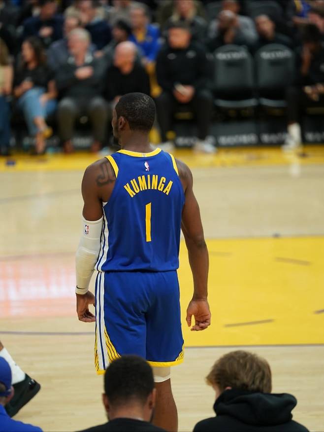 버틀러 시즌아웃→대체자도 쓰러졌다…“무릎 타박상으로 결장”