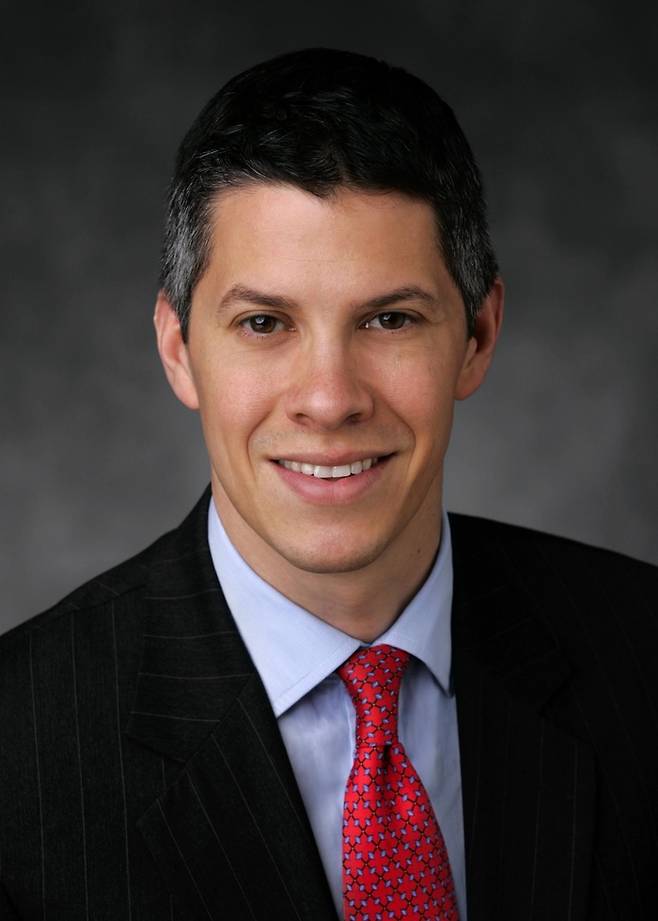 아담 조나스 모건스탠리 수석로봇전략가 출처=스토니 브룩 대학