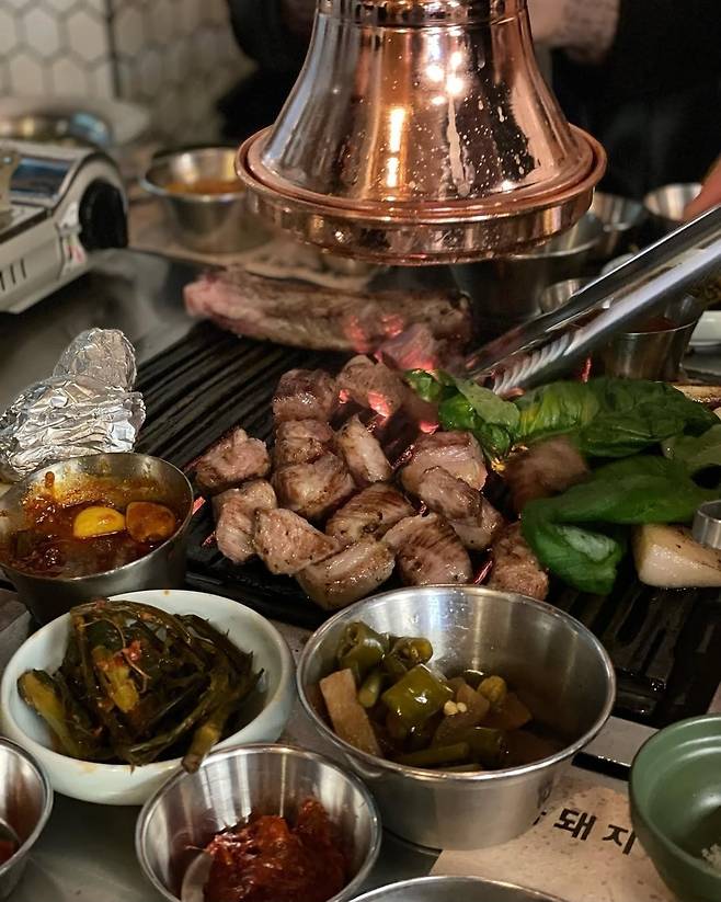 금돼지식당 제공