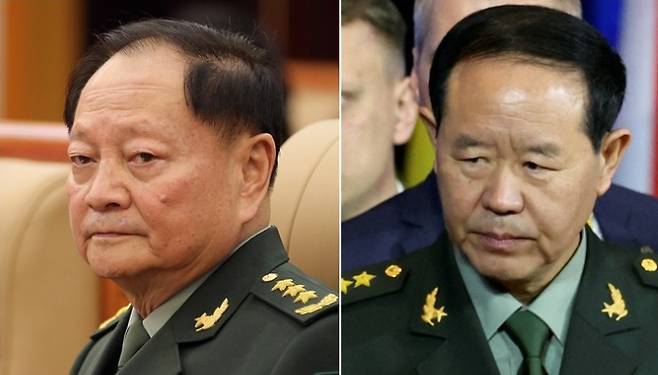 장유샤 중국공산당 중앙군사위원회 부주석(왼쪽)과 중앙군사위 위원인 류전리 연합참모부 참모장. 연합뉴스