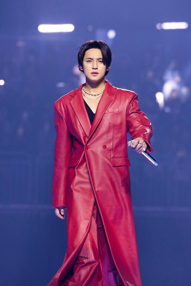 세븐틴 에스쿱스X민규, 2만 6000 관객과 'HYPE VIBES'..라이브 파티 성공적 포문