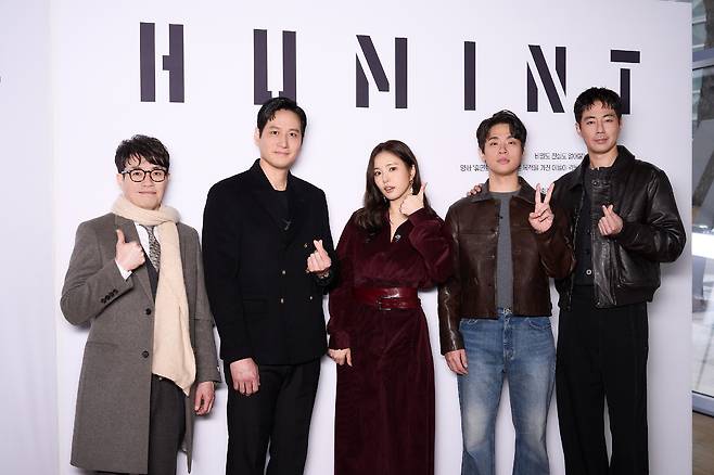 영화 '휴민트' 류승완 감독과 배우들.