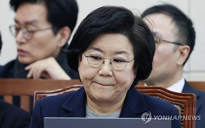 청문회 출석해 굳은 표정 짓는 이혜훈 후보자 (서울=연합뉴스) 황광모 기자 = 지난 23일 국회 재정경제기획위원회에서 열린 이혜훈 기획예산처 장관 후보자 인사청문회에서 이 후보자가 굳은 표정을 짓고 있다. 2026.1.23 [공동취재] hkmpooh@yna.co.kr