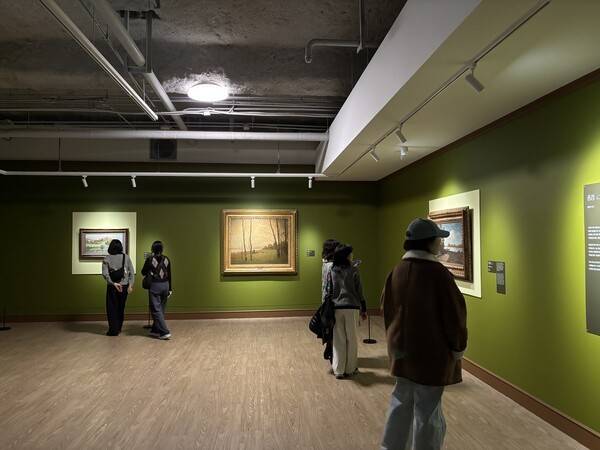 '클림트와 리치오디의 기적: 이탈리아 리치오디 현대미술관 컬렉션' 전시장 내부. [출처=이재아 기자]