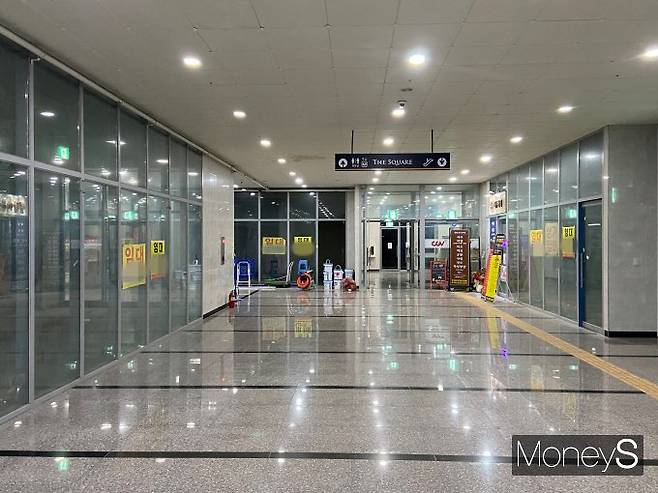 김천시는 혁신도시를 살리기 위한 해법으로 2차 공공기관 이전을 기대하고 있다. 사진은 CGV가 위치한 건물 1층. /사진=최성원 기자