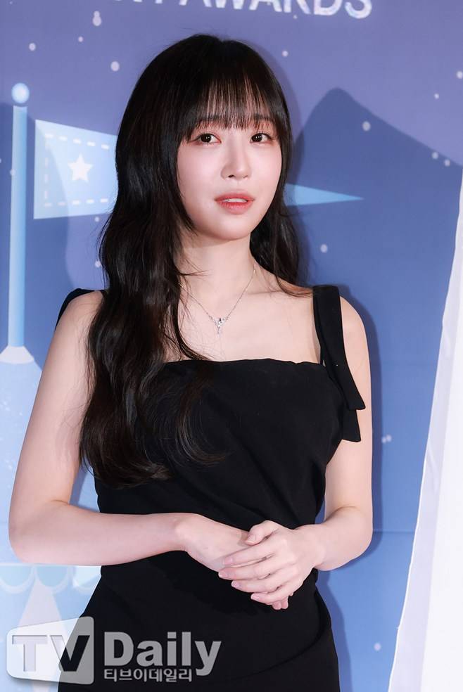 ‘햄버거 먹방’ 쯔양, 5천 만 원 기부한 사연