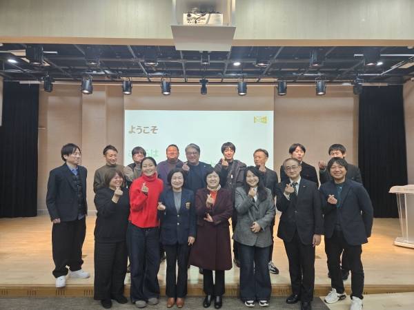 일본 나가사키현 사회복지 청년 경영자회 방문단이 한국어린이집총연합회 소개로 어린이집과 육아종합지원센터를 방문했다..&nbsp;ⓒ한국어린이집총연합회