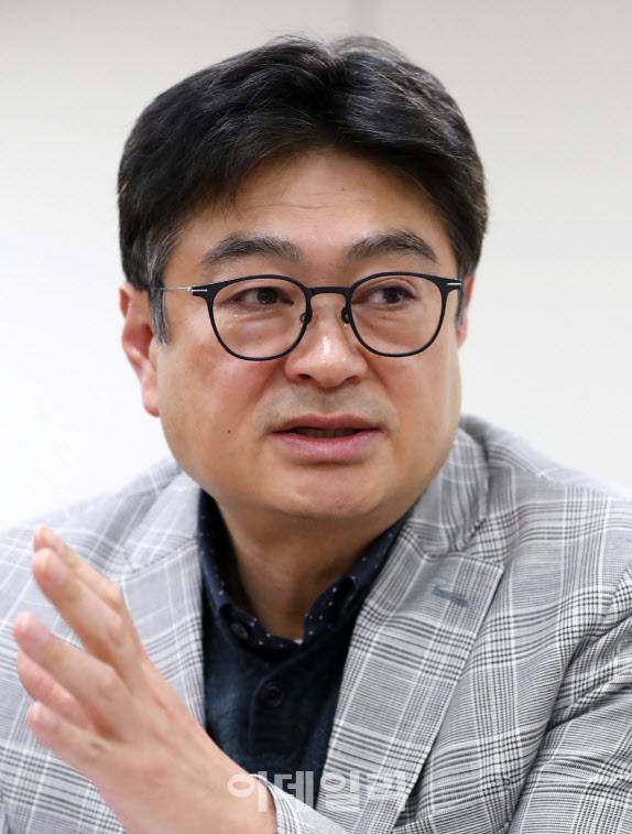 박영훈 한화투자증권 리서치센터장이 28일 이데일리와 만나 인터뷰하고 있다. (사진=김태형 기자)