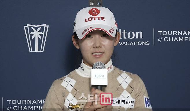 황유민이 LPGA 투어 데뷔전에 앞서 열린 현지 미디어와 기자회견에서 질문에 답하고 있다. (사진=LPGA 미디어 영상 캡쳐)