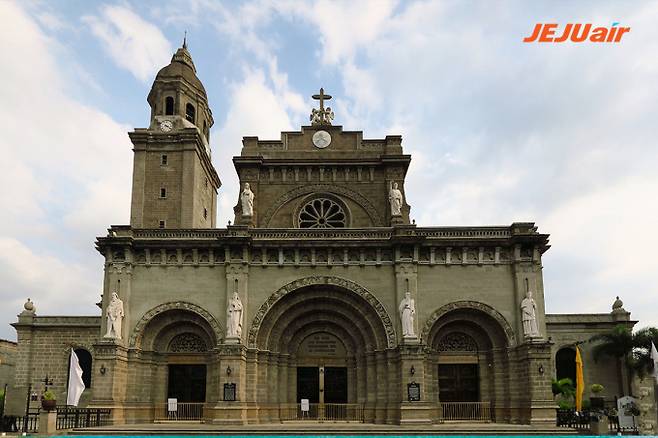 필리핀 마닐라 바실리카 대성당. /사진=제주항공