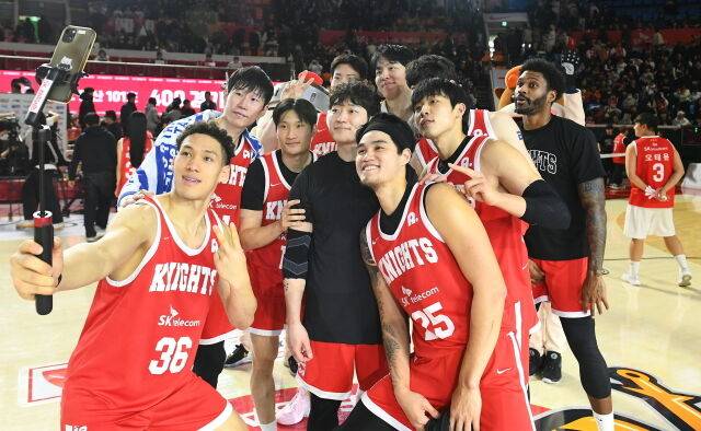 '워니 24득점 폭격' SK 타이베이 꺾고 EASL 파이널 진출...KB스타즈 우리은행 제압, DB도 혈투 끝 승리(종합)