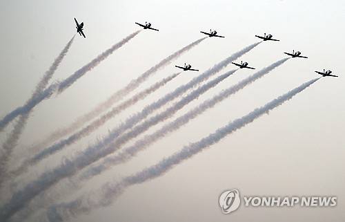 이집트 공군 에어쇼 [EPA 연합뉴스 자료사진. 재판매 및 DB 금지]