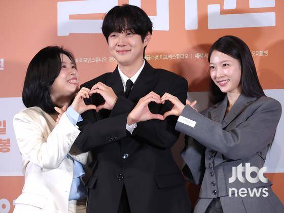 '넘버원' 최우식·장혜진·공승연, 비주얼도 '넘버원'