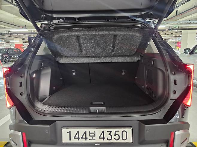기아 디 올 뉴 셀토스의 트렁크. /김지환 기자