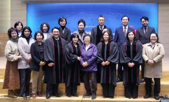 지난해 4명의 사역자가 목사 안수(예장 백석대신)를 받았다.