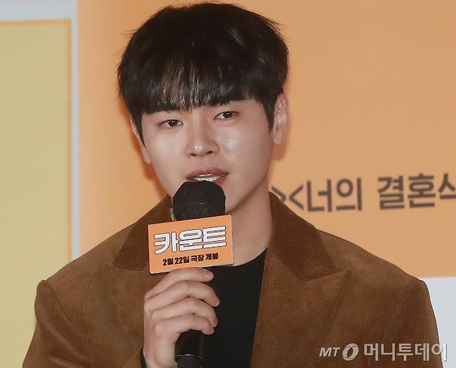 배우 장동주가 휴대전화 해킹범에게 협박을 받고 있다고 고백했다. 장동주는 지난해 SNS(소셜미디어)에 "죄송하다"는 글을 남긴 뒤 돌연 잠적한 적 있는데, 이 역시 해킹범의 협박으로 인한 것이었다고 털어놨다. /사진=머니투데이 DB