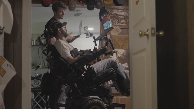 사지마비 환자의 두뇌에 뇌-컴퓨터 인터페이스 칩(BCI, Brain-Computer Interfaces)을 넣는 임상시험 참가자가 21명으로 늘었다고 뉴럴링크는 밝혔다. 뉴럴링크 홈페이지 갈무리