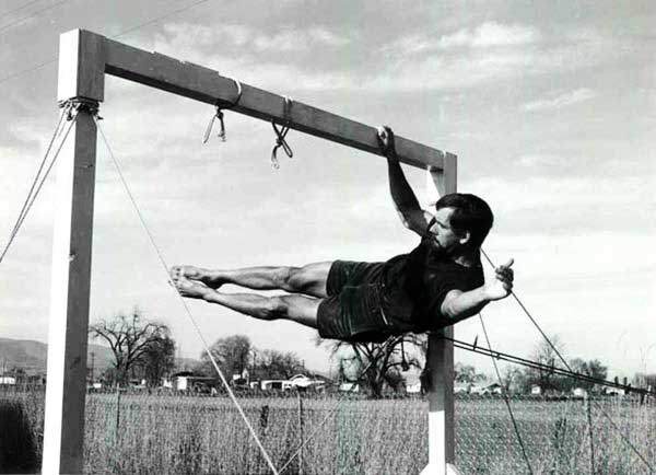 볼더링의 선구자 존 길. 출처 Climbing Magazine.