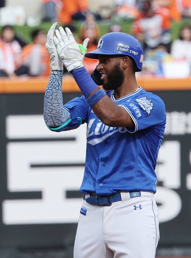 구자욱, 디아즈, 최형우, 김영웅으로 이어지는 삼성의 ‘KDKC 쿼텟’은 2002, 2003년 최강의 중심타선으로 평가받았던 ‘이마양 트리오’를 떠올리게 할 만큼 위력적이라는 평가를 받는다. 삼성 디아즈. 뉴시스