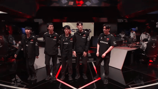 초반 두 세트를 선점하며 흐름을 잡았던 농심 레드포스가 KT 롤스터의 거센 반격에 흔들렸지만, 마지막 5세트에서 '킹겐' 황성훈의 올라프를 앞세워 풀세트 접전에 마침표를 찍었다. .(농심 레드포스 & KT 롤스터 =3:2) /사진=네이버 치지직 라이브영상 캡처