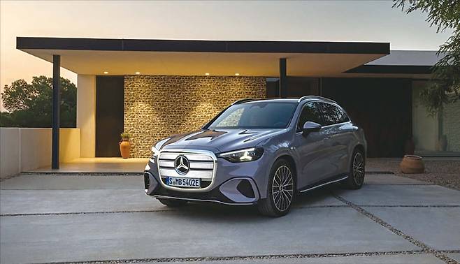 메르세데스-벤츠코리아는 올해 GLC의 전기차 버전 ‘GLC EQ 테크놀로지’를 출시한다. (메르세데스-벤츠 제공)