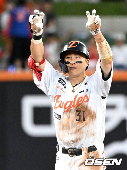 ‘FA 미아’ 손아섭, 한화 극적 잔류 시나리오 생존! 김범수 보상선수=투수에 안도, 외야수 자리 아직 남았다