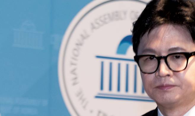 국민의힘에서 제명된 한동훈 전 대표가 1월29일 국회 소통관에서 기자회견을 마치고 나가고 있다. ⓒ시사저널 이종현