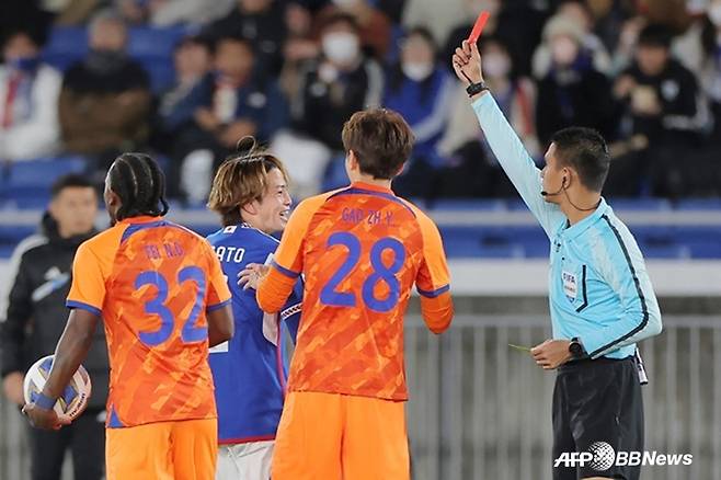 산둥 타이산 선수들의 경기 모습. /AFPBBNews=뉴스1