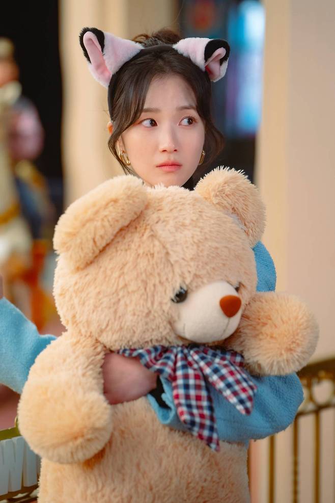 김혜윤-로몬 극과 극 온도차…이시우 위해 놀이공원 나들이 (오늘부터 인간입니다만)