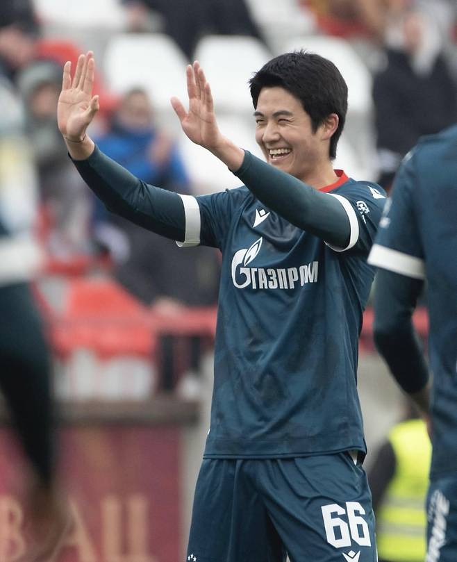 세르비아 무대 진출 후 처음으로 멀티골을 기록한 설영우. 사진=츠르베나 즈베즈다 SNS