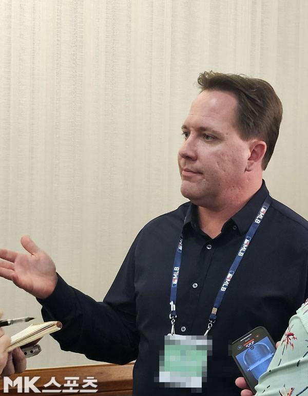 데릭 팰비 사장이 자리에서 물러났다. 사진= MK스포츠 DB