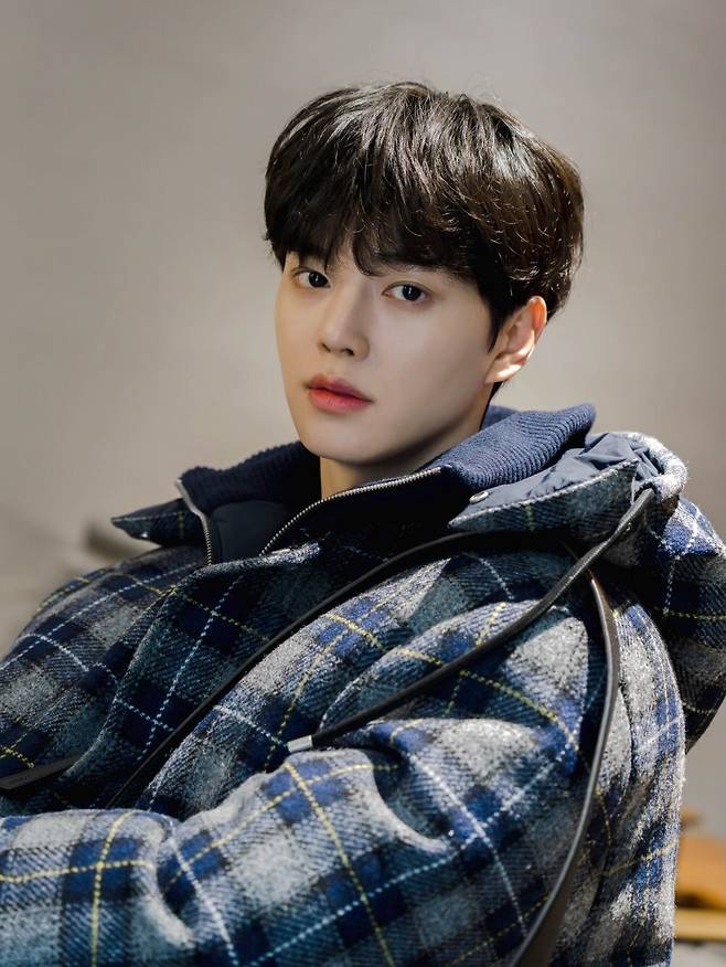 사진=송강 소셜미디어