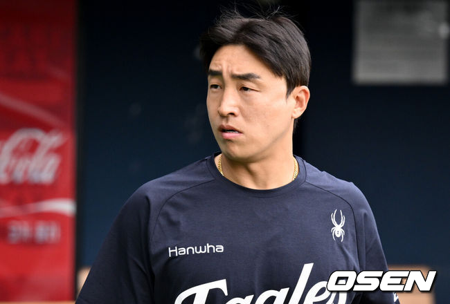 ‘1년 제안’ 황재균은 은퇴, ‘FA 미아’ 손아섭은 한화 최종안 받아들일까…‘3000안타’ 대기록 위해서